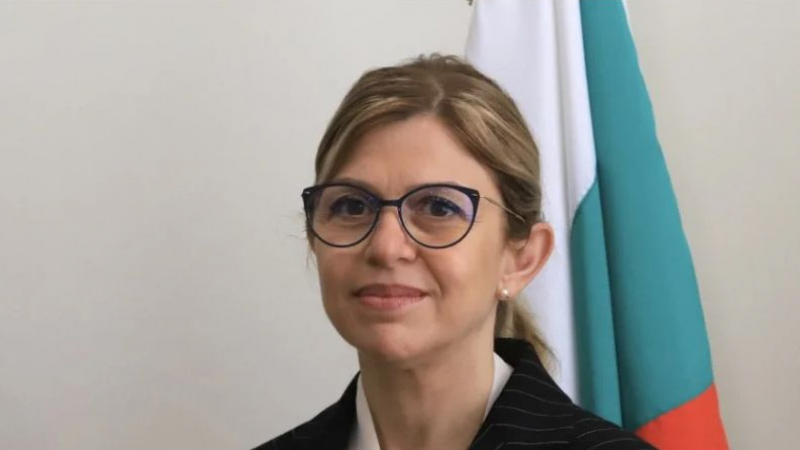Илияна Йотова: Жената на Лорер стана жертва на "кървавия подпис" на един министър
