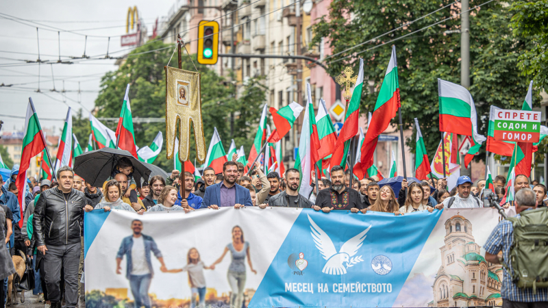 България има исторически шанс да е номер едно в Европа, не трябва да се отпускаме нито за миг СНИМКИ