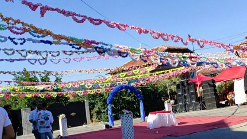 Празно няма и музиканти също: Пръскат между 15 и 20 бона за сватба в Кърджалийско