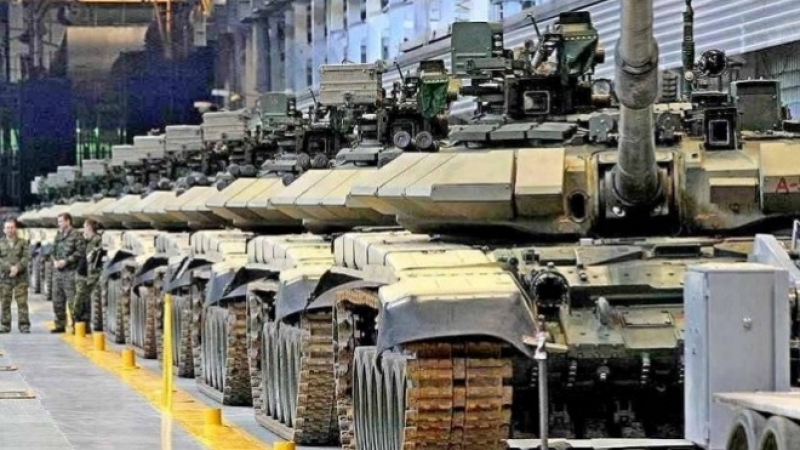 "Гардиън": Русия е изправена пред недостиг на танкове заради настъплението на ВСУ