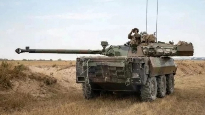 ВИДЕО от войната: Руските морски пехотинци плениха френски танк AMX-10RC