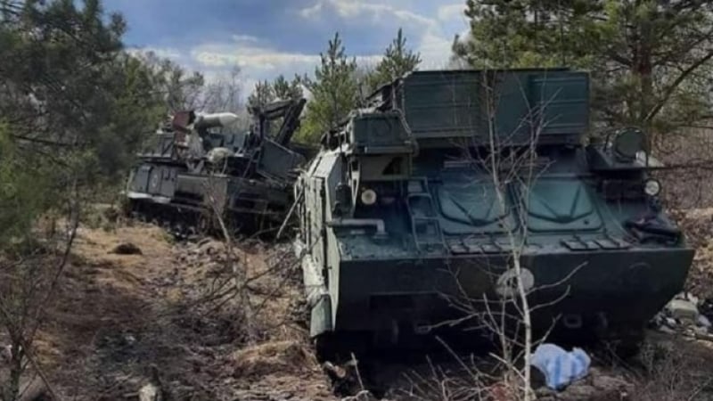 ВИДЕО от войната: ВСУ унищожиха скъпите руски "Кушетка-Б" и ЗРК "ТОР-М2К"