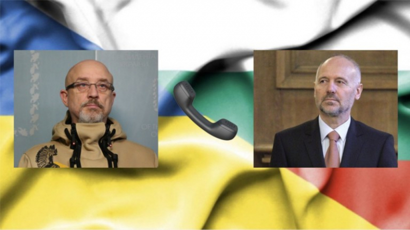 Военният министър на Украйна се похвали с продуктивен разговор с Тагарев