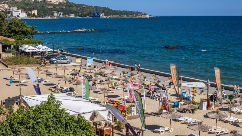 Министърът на туризма каза истината за водата в Черно море, страшно е