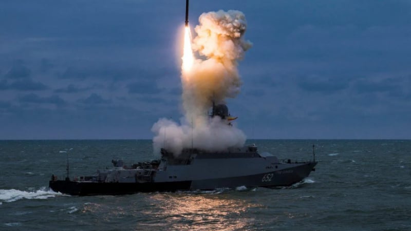  Украинските ВМС обявиха колко крилати ракети има Русия в Черно море и защо е трудно да им противодействат