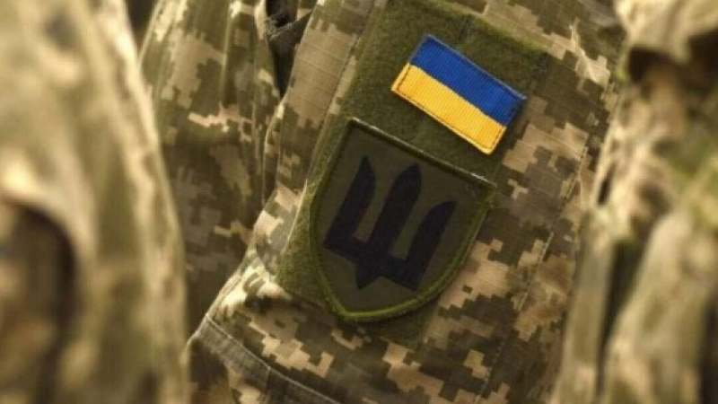 Тотална мобилизация в Украйна: Военни комисари започнаха да нахлуват по домовете ВИДЕО