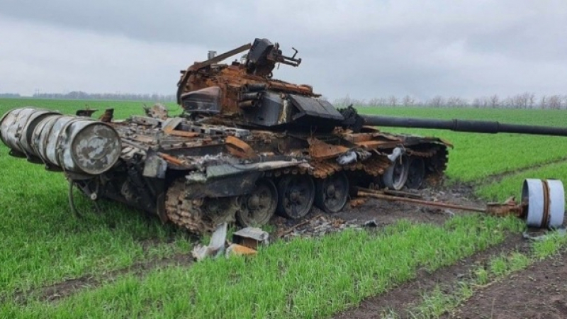 ВИДЕО от войната: Украински бойци поразиха ювелирно руски танк