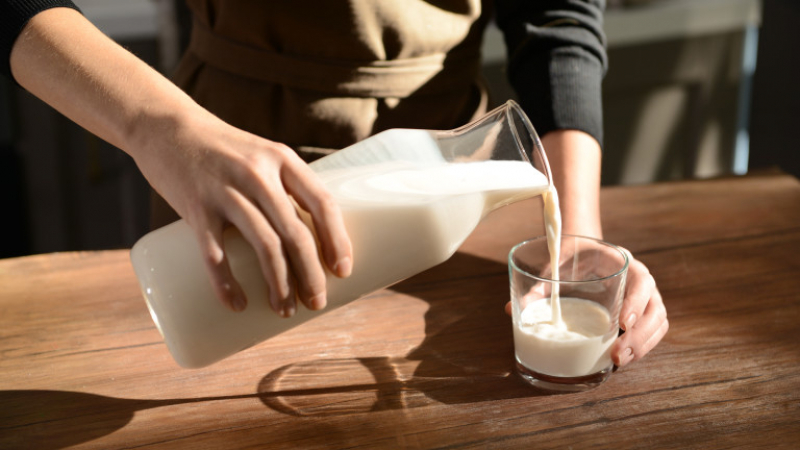 Kaкво ще се случи с тялото ни, ако пием сурово прясно мляко
