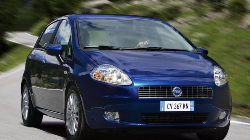 Fiat показа как трябваше да изглежда наследникът на Punto