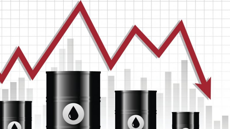 Цената на черното злато бележи спад след peĸopднo покачване на цената си 