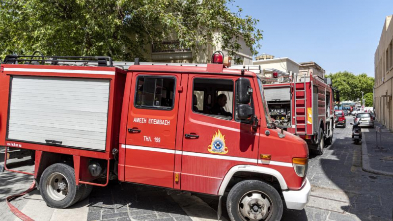 Пожар избухна в частна клиника в центъра на Солун