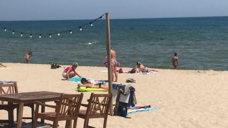 Барман на плажа във Варна се изгаври отвратително с малко дете, как трябва да бъде наказан