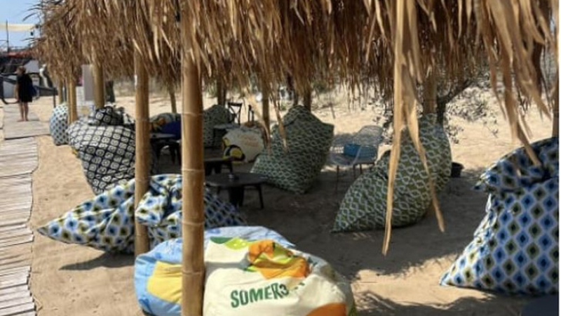 Петя показа грозни СНИМКИ от плажовете в Созопол и обясни защо БГ туристите бягат в Гърция и Турция