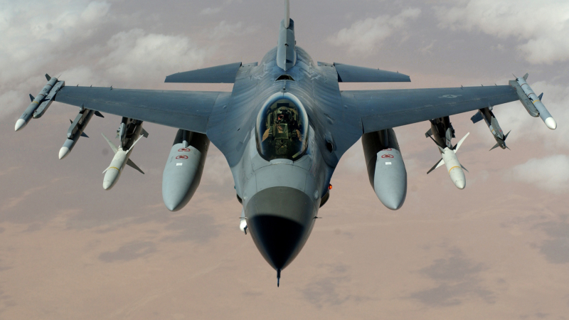 Лавров: Предаването на F-16 на Украйна е ядрена заплаха за Русия