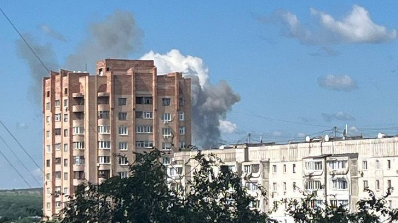 Започна се! Украинската армия удари по Луганск с касетъчни бомби, в Киев разкриха, че Путин... ВИДЕО