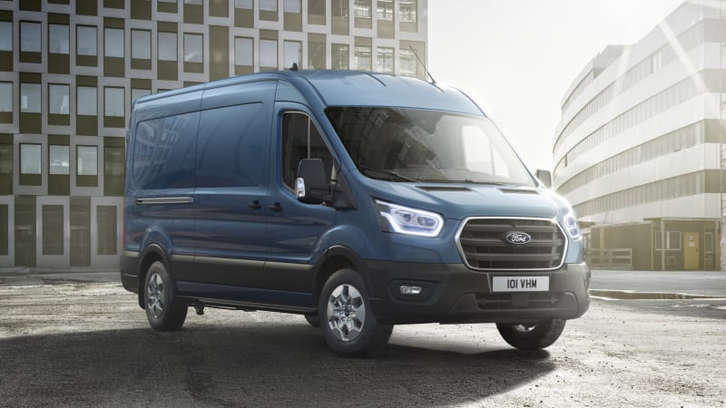 Нови дигитални системи и усъвършенствани технологии във Ford Transit през 2024 г. 