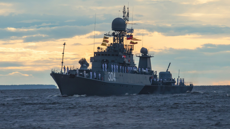 Прокиевски руснаци подпалили руски кораб в Балтийско море