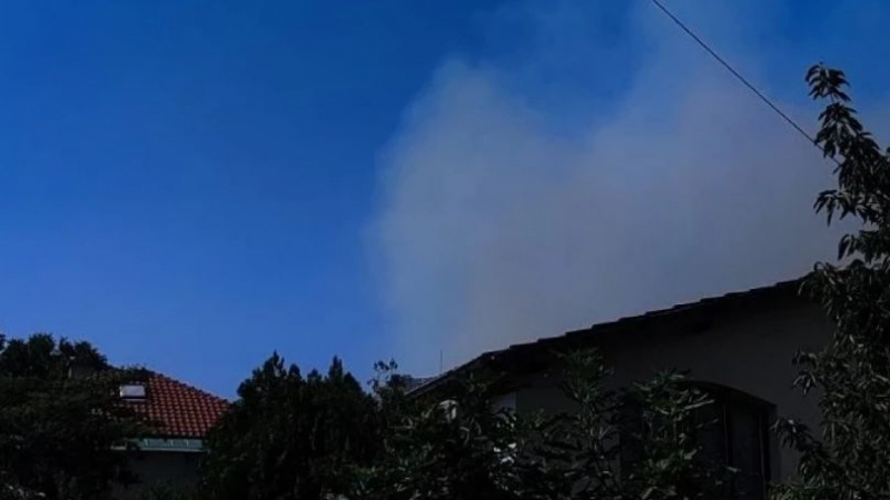 Нов ужас в Пловдив, небето почерня, евакуират хора СНИМКИ
