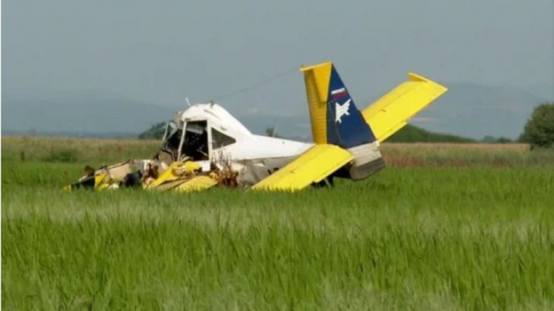 Мистерията с разбилия се самолет край Раднево се заплита, оказа се, че загиналият пилот...