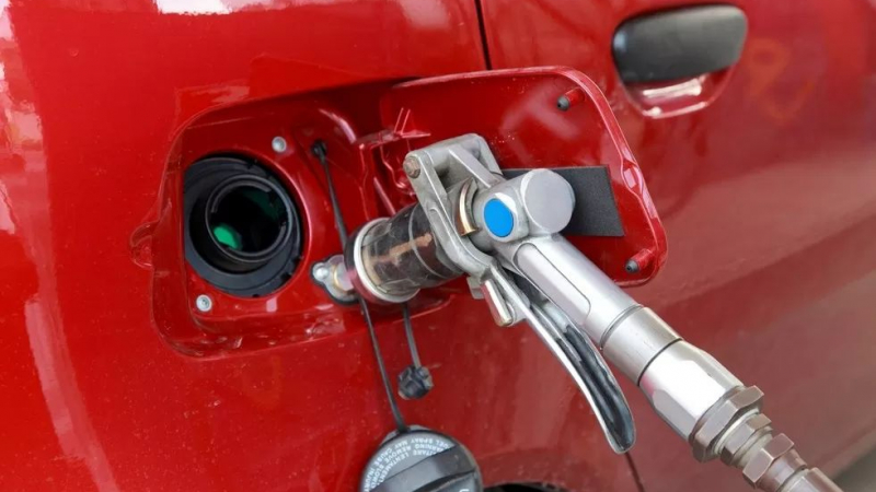 Шофьорите се стреснаха като видяха новата цена на пропан-бутана по бензиностанциите