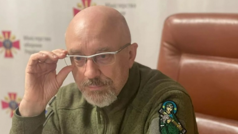Депутат от Радата издаде кой ще бъде новият министър на отбраната на мястото на Резников