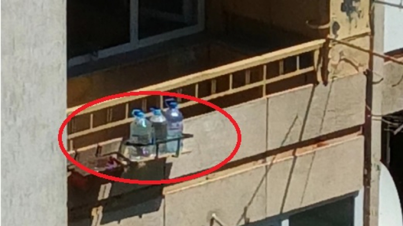 Столичани от "Младост" шашнаха с иновативна идея, на балкона им се появи... СНИМКИ