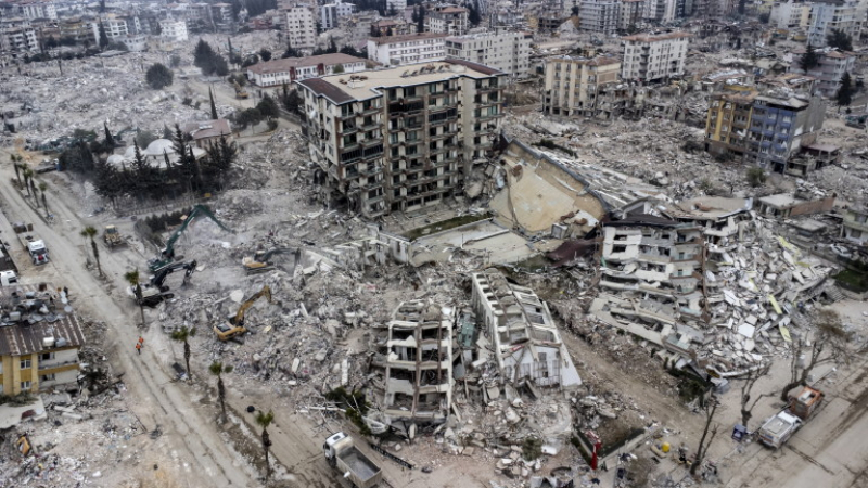 Няма край: Поредно силно земетресение разлюля Източна Турция