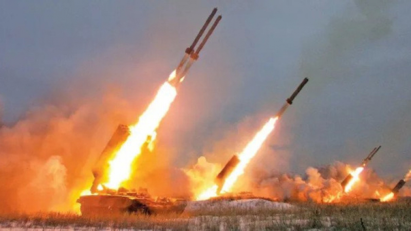 Постоянно променят маршрута си: Киев с тревожни признания за руските ракети