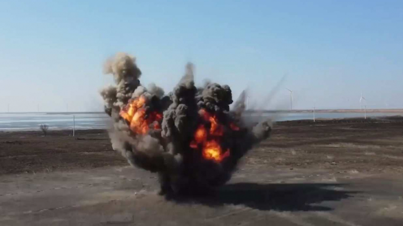 ВИДЕО от войната: Безпилотни самолети БОБР унищожават пехота и техника на бойците край Орехово