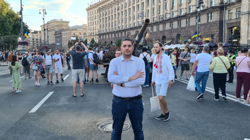 Депутат от ГЕРБ: Путин искаше парад на Хрещатик и го получи СНИМКИ 