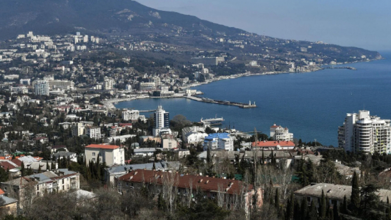 Американски генерал призова да се изолира Крим