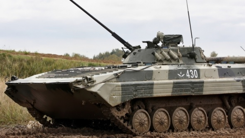 Руски войник открадна бойна машина на пехотата от ВСУ