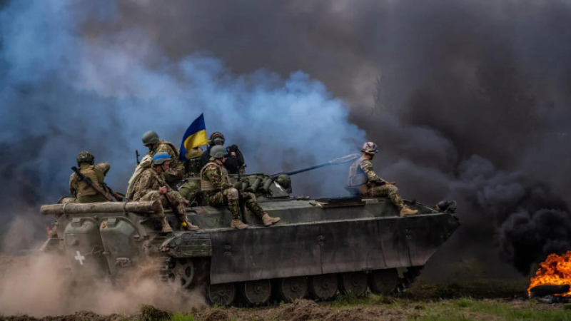 Генерал Петреъс назова най-силните тактически предимства на украинската армия в контранастъплението