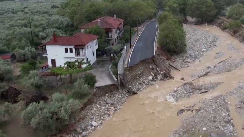 Известен дупничанин в капан в Солун: Непочистени дерета и реки като при нас