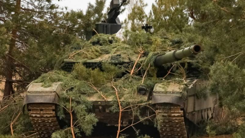 Украинци са успели да пленят най-новия танк Т-90М на Русия