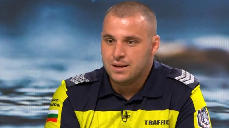 Полицаят от Царево, който шашна с постъпката си цяла България, разказа за преживения ужас с потопа ВИДЕО
