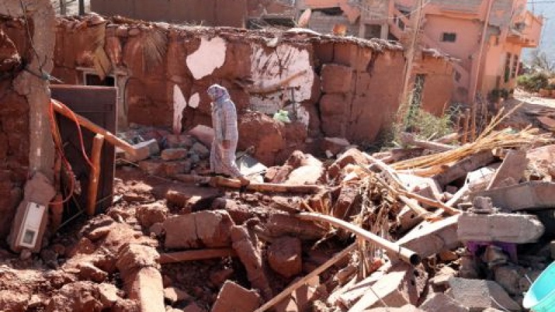 Трагедията в Мароко няма край, не спират да броят трупове