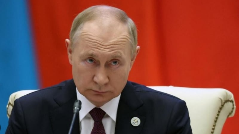 „Уолстрийт джърнъл“: Путин иска освобождаването на осъден убиец в Германия