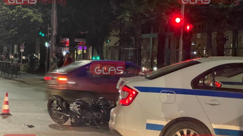 Жестока катастрофа с моторист в Пловдив СНИМКИ