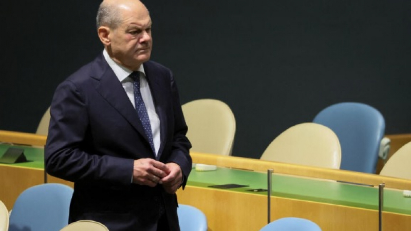 Полският външен министър отправи обвинение към Шолц