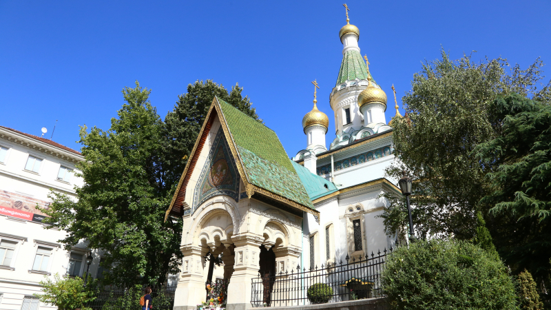 Отваря врати Руската църква в София