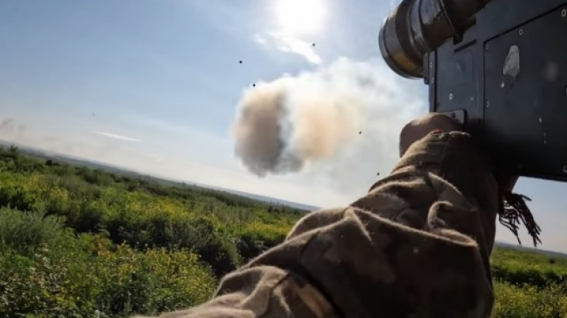 ВИДЕО от войната: Украински десантчици показаха как използват ПЗРК Stinger