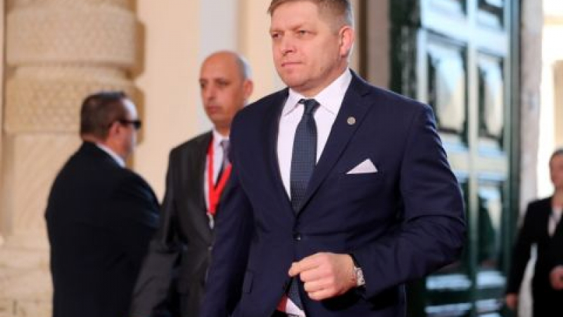 Партията на проруският Фицо повежда в изборите в Словакия