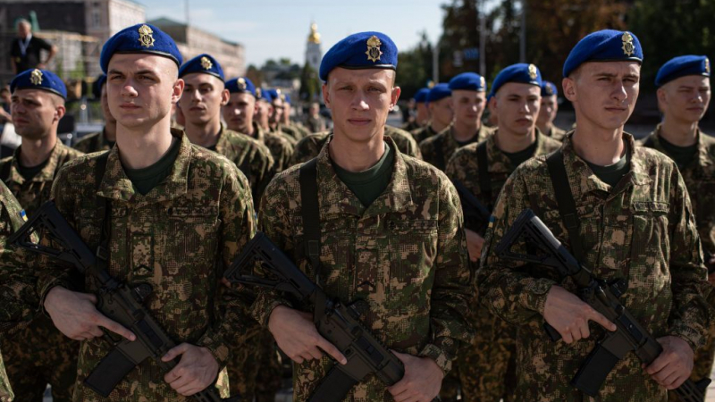 Бивш командир на "Айдар" разкри колко хиляди украинци трябва да се мобилизират, за да бъде победена Русия
