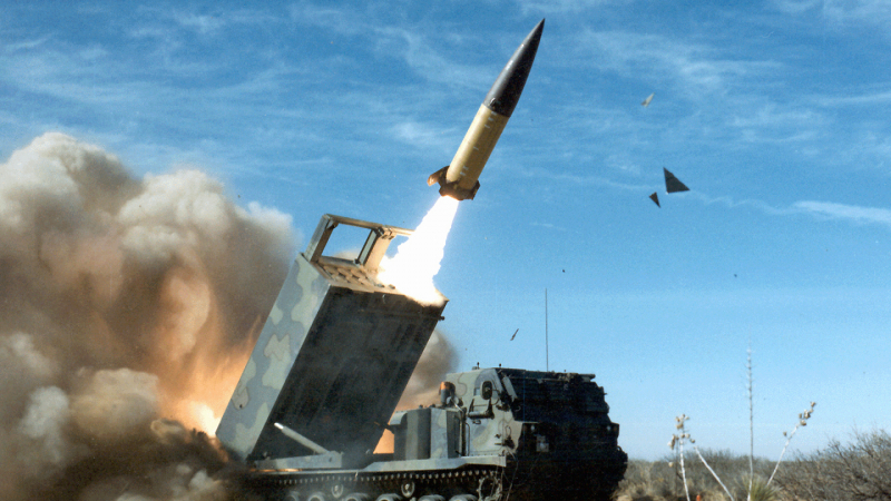 Пентагонът каза условието Украйна да получи далекобойни ракети ATACMS