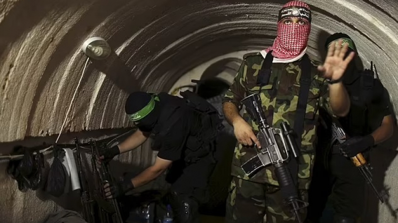 „Метрото на Газа“: Тайният лабиринт на Хамас, където екстремистите планират атаки срещу Израел СНИМКИ
