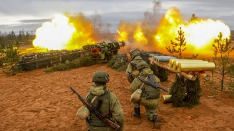 The Economist: Битката за Авдеевка ще навреди на по-нататъшното контранастъпление на ВСУ