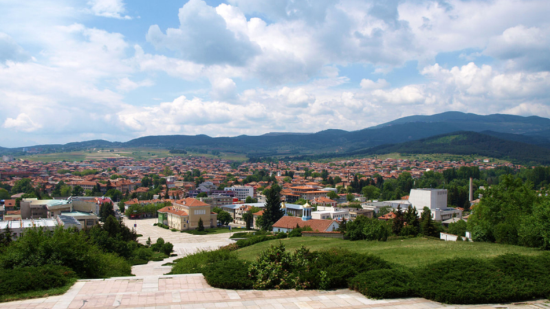 Урок по история: В превод от гръцки, името на този български град означава "панаир"