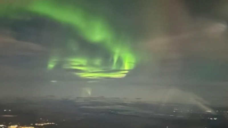 Български пилот засне приказни кадри над Исландия СНИМКА 