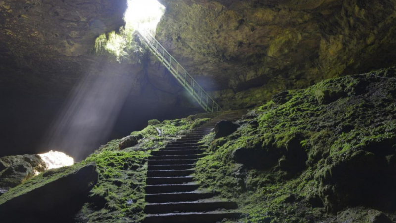Това е най-страшната пещера в България СНИМКИ